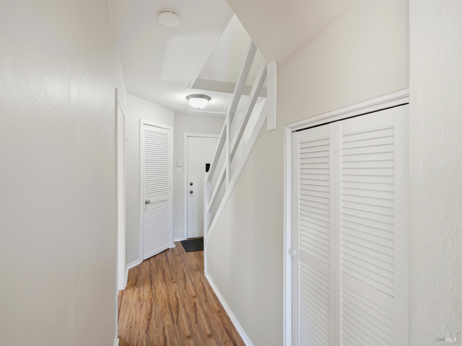 20 Livingston Court