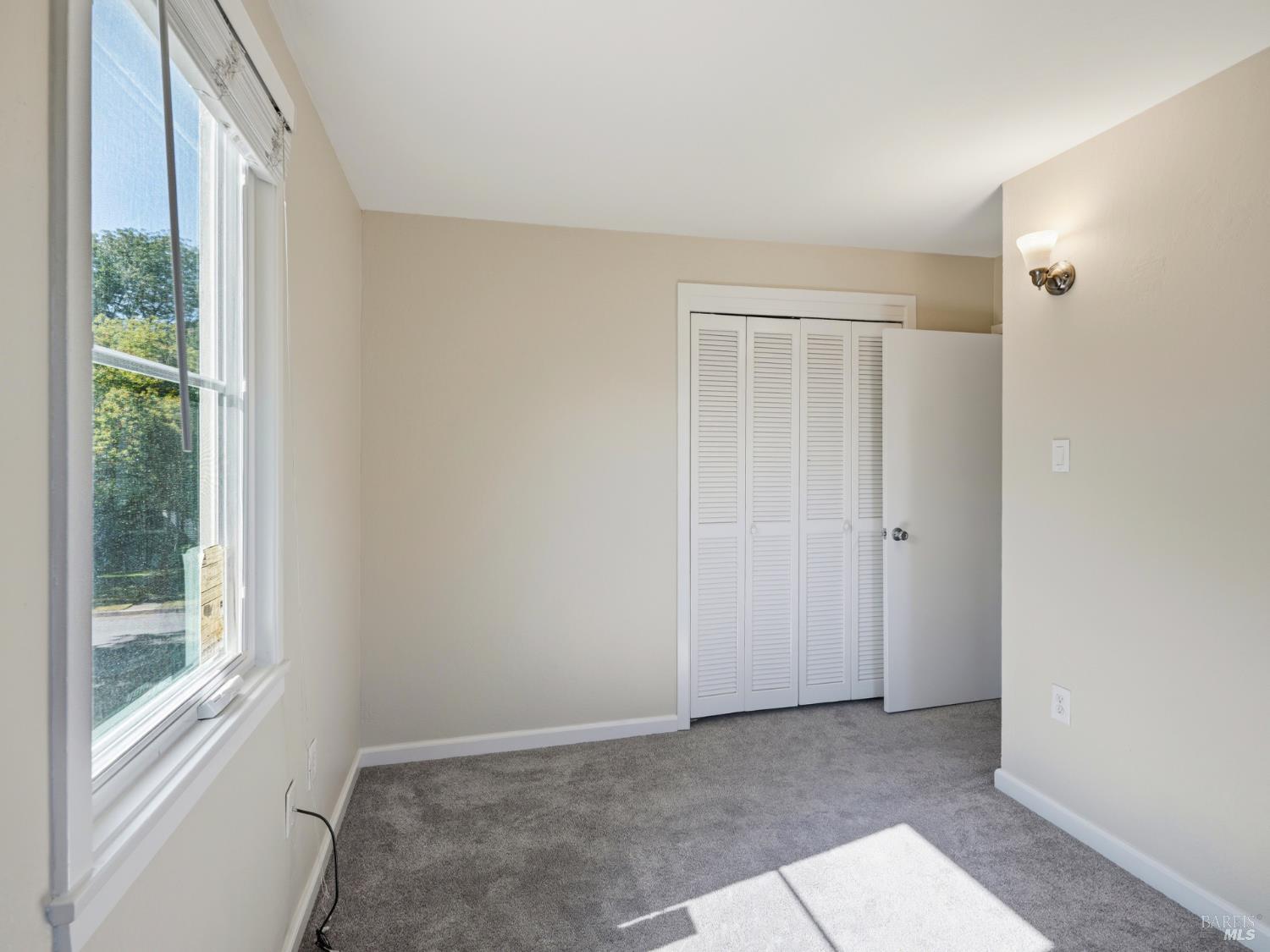 20 Livingston Court