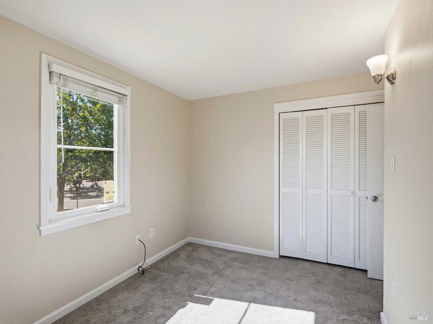 20 Livingston Court