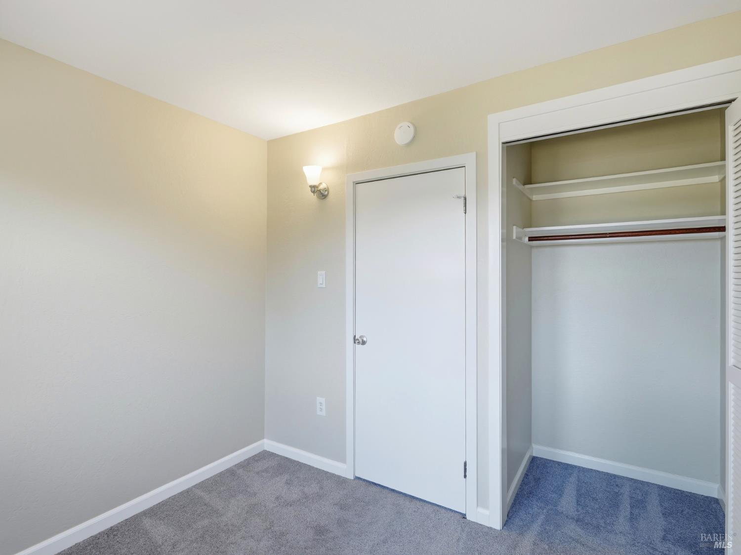 20 Livingston Court