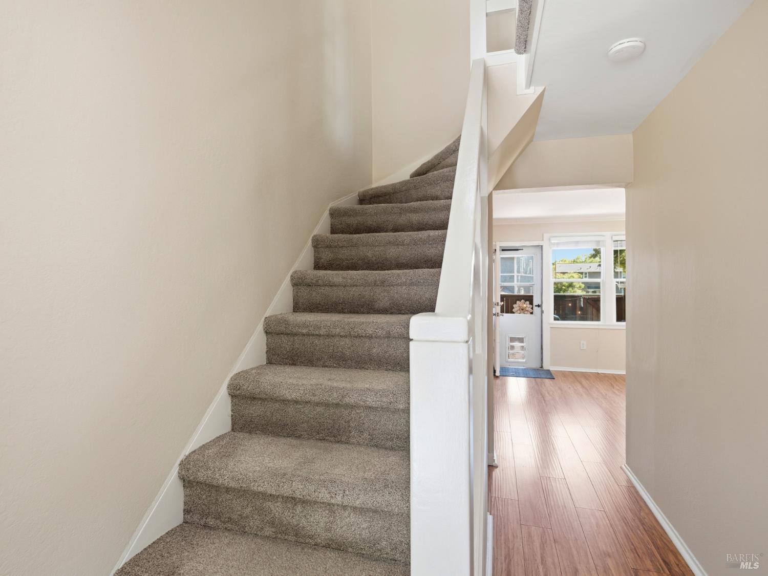 20 Livingston Court