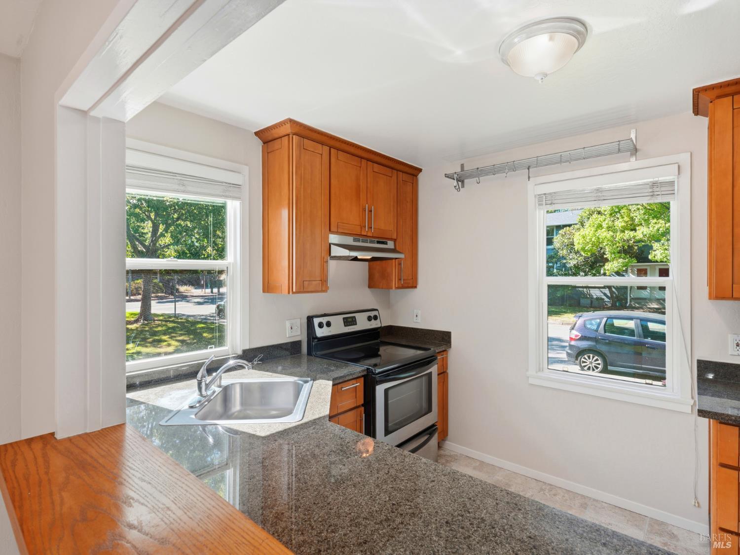 20 Livingston Court