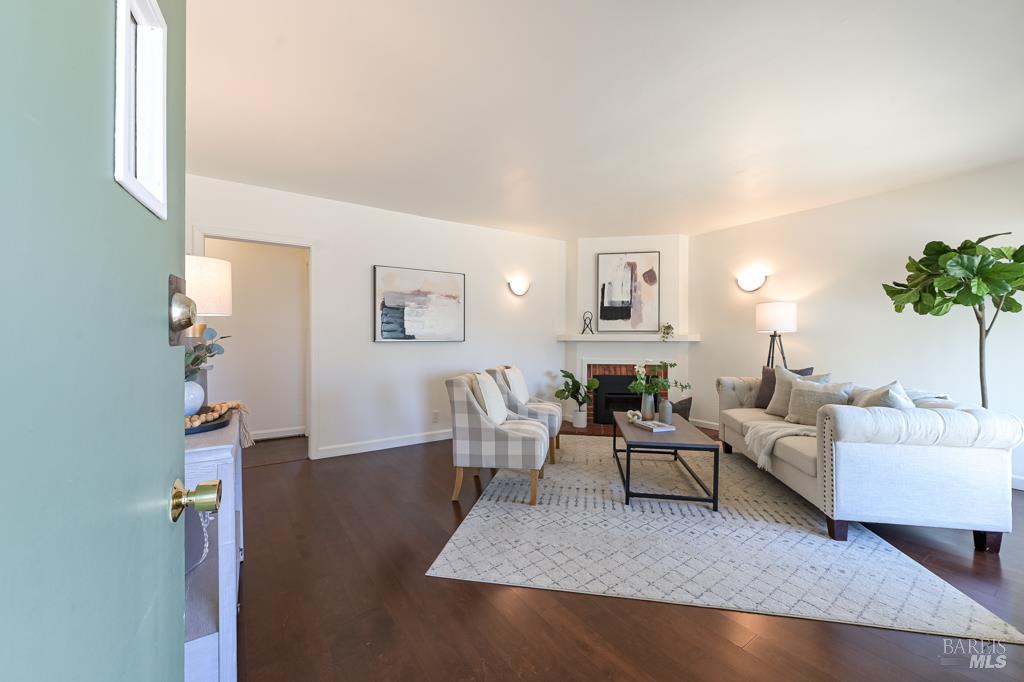 36 Meadow Avenue