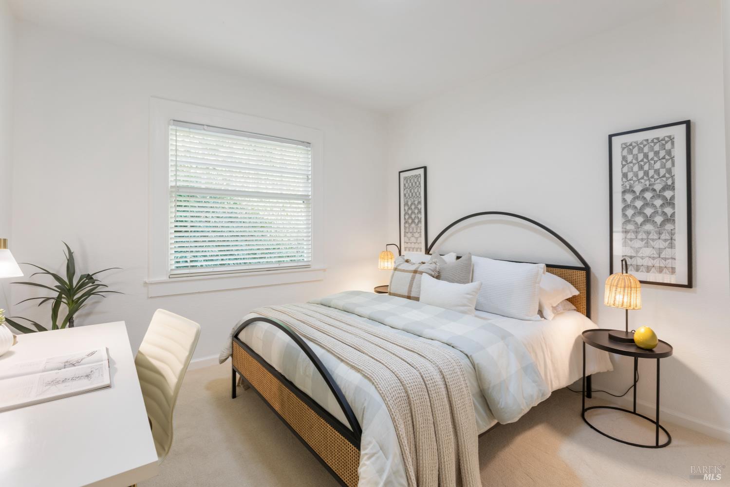 5 Hillside Avenue
