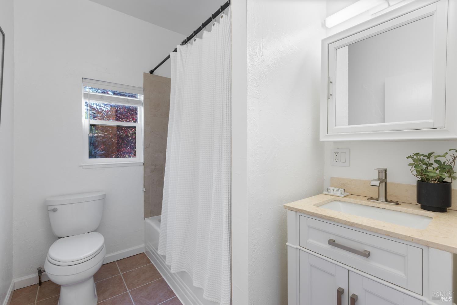 5 Hillside Avenue