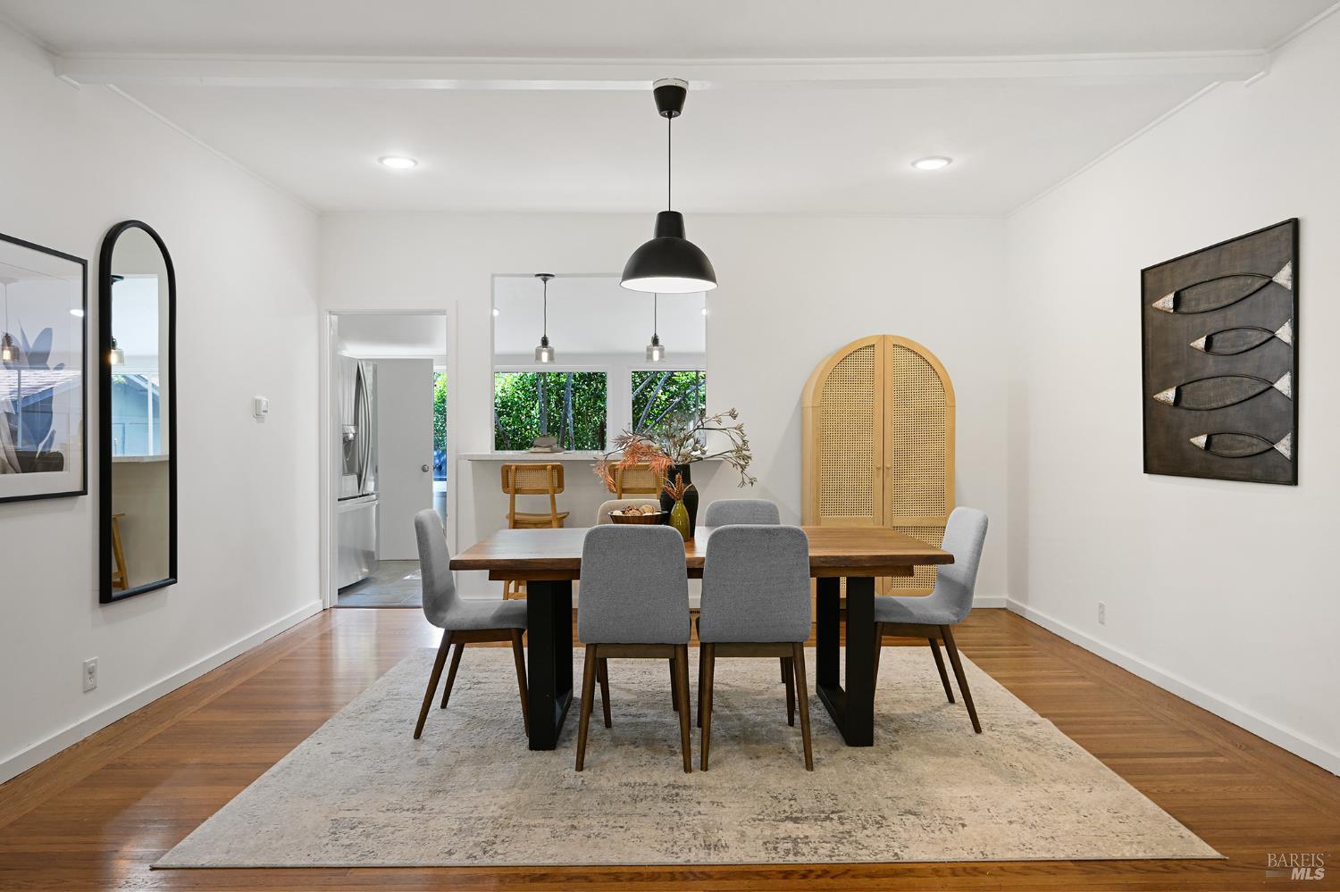 5 Hillside Avenue