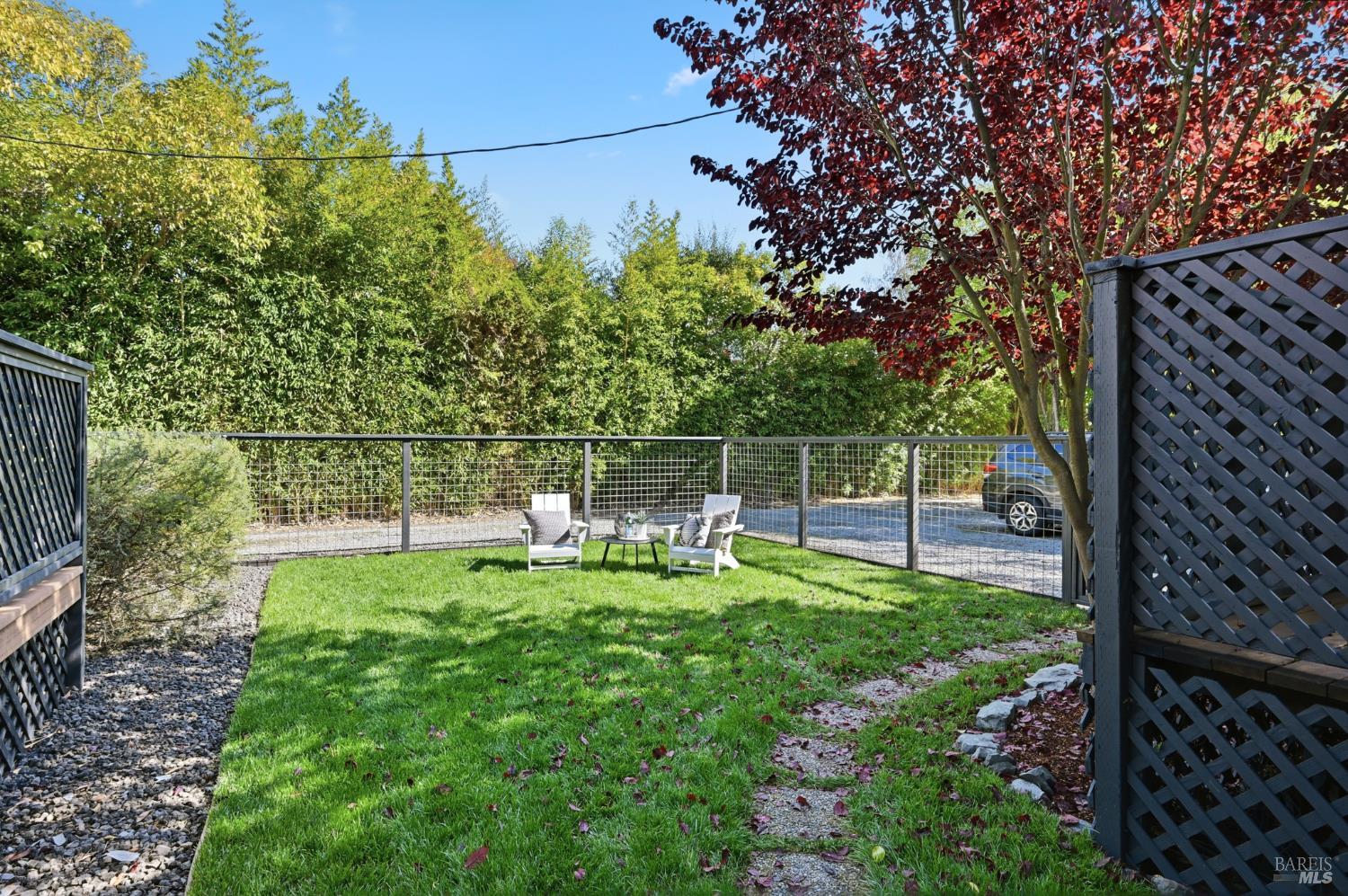 5 Hillside Avenue