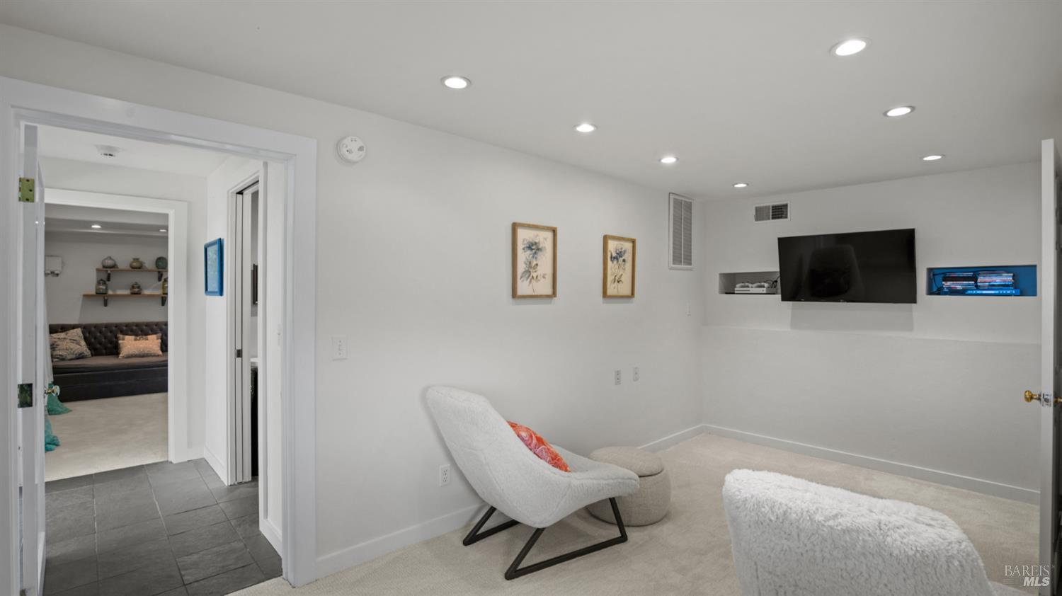 120 Sunset Way