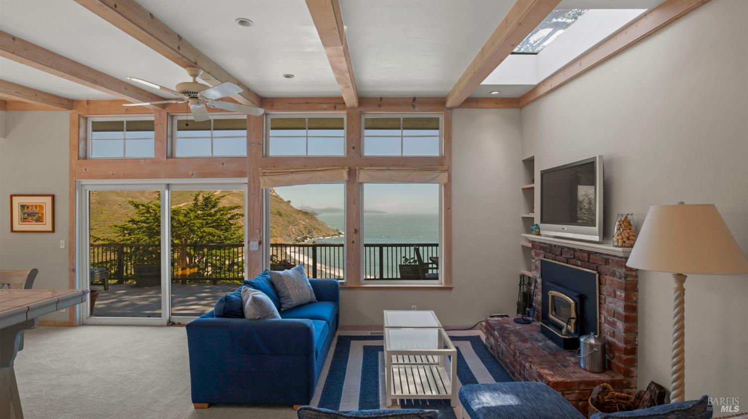 120 Sunset Way