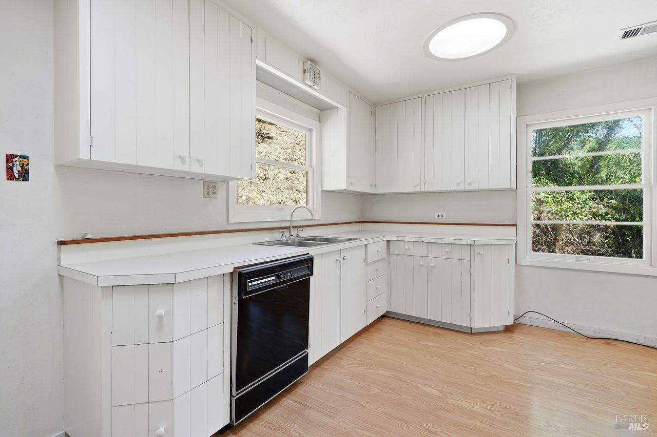 34 Hillside Drive
