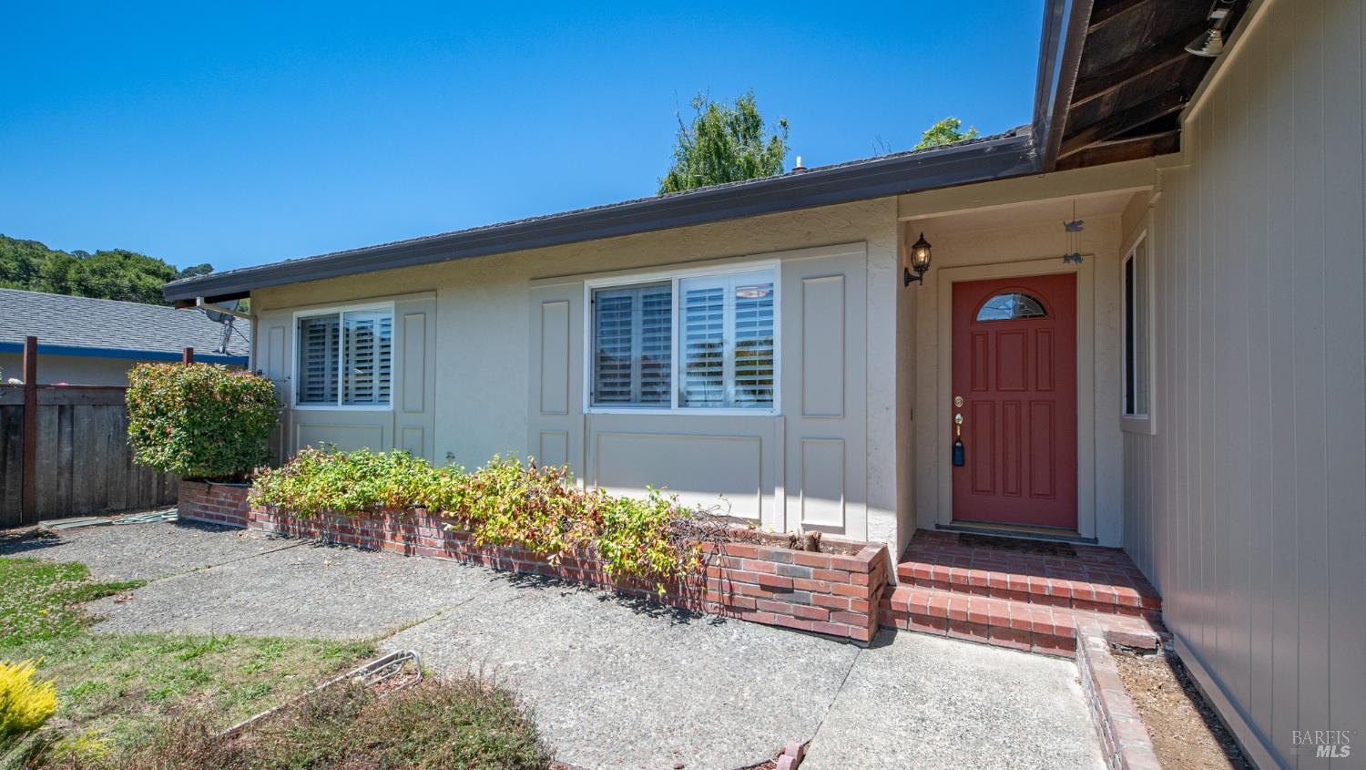 31 Briarwood Drive