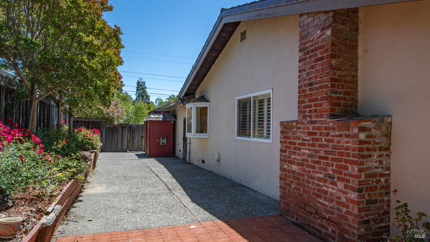 31 Briarwood Drive