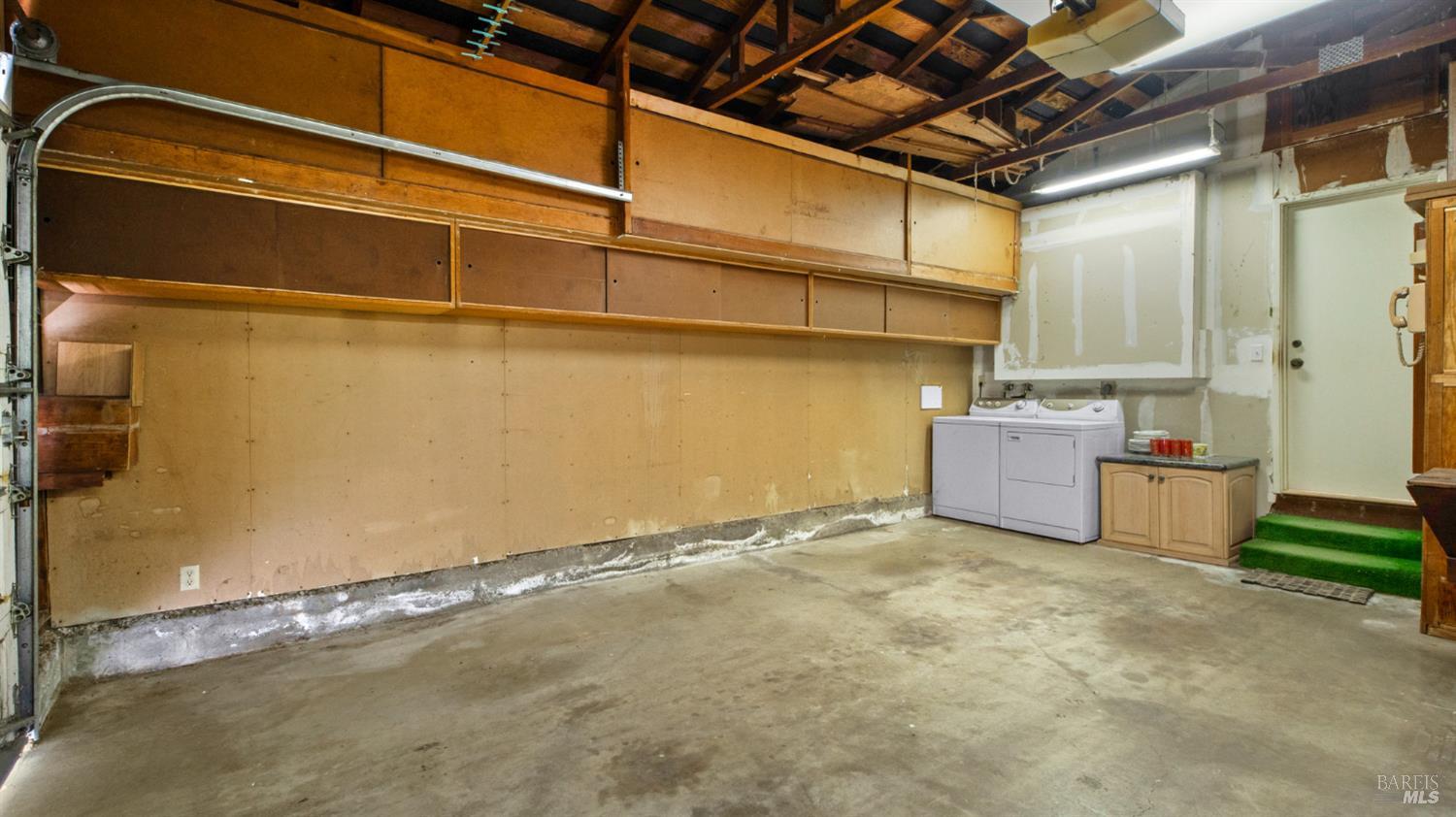 31 Briarwood Drive