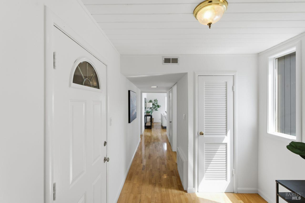 42 Edwards Avenue