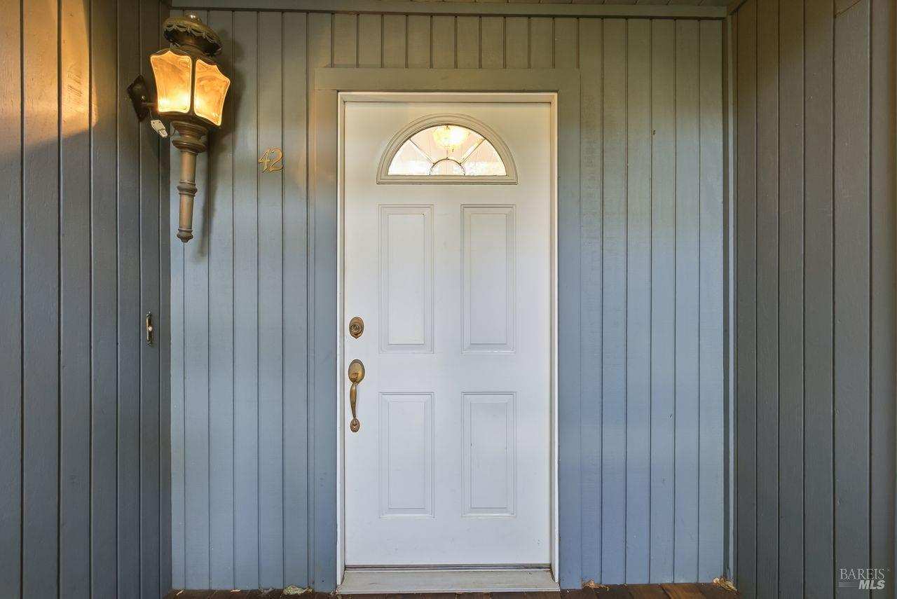 42 Edwards Avenue