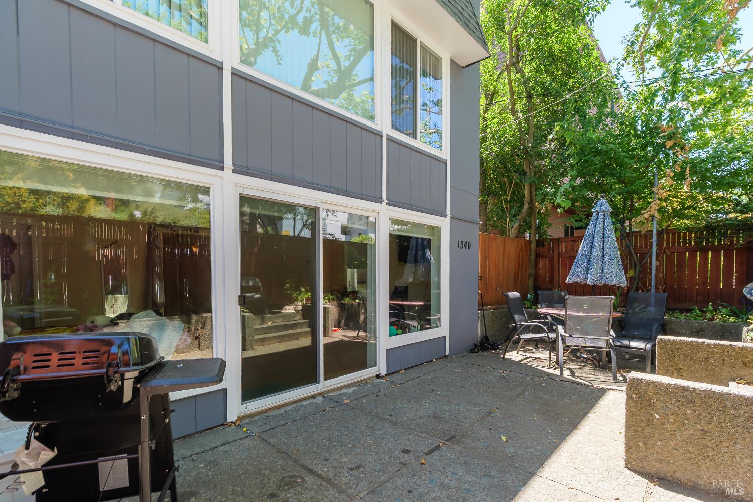 1342 Lincoln Avenue