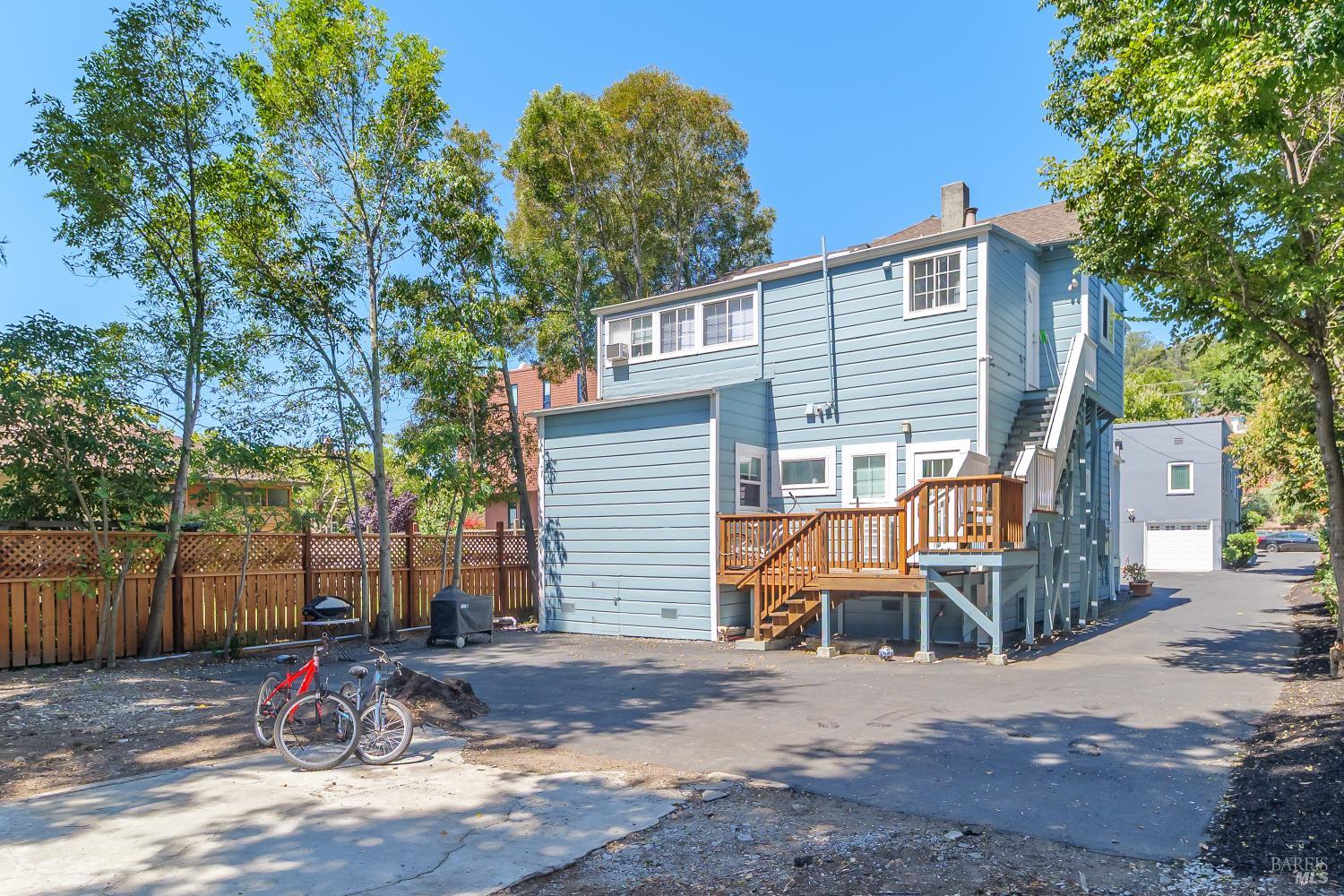 1342 Lincoln Avenue