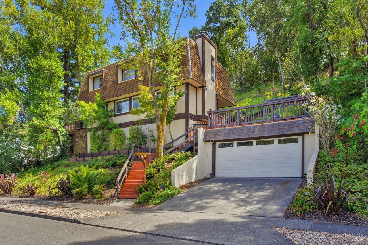 583 Fairway Drive