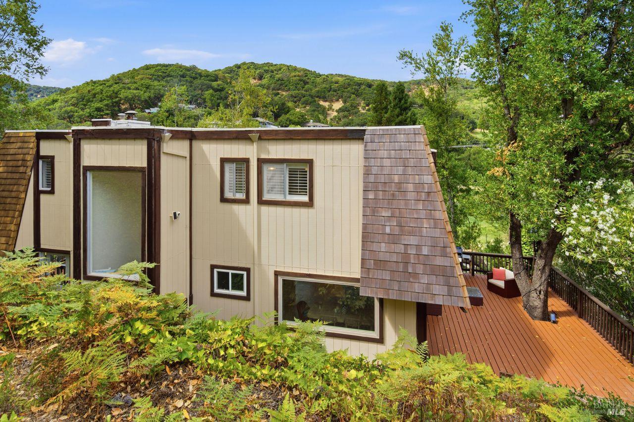 583 Fairway Drive