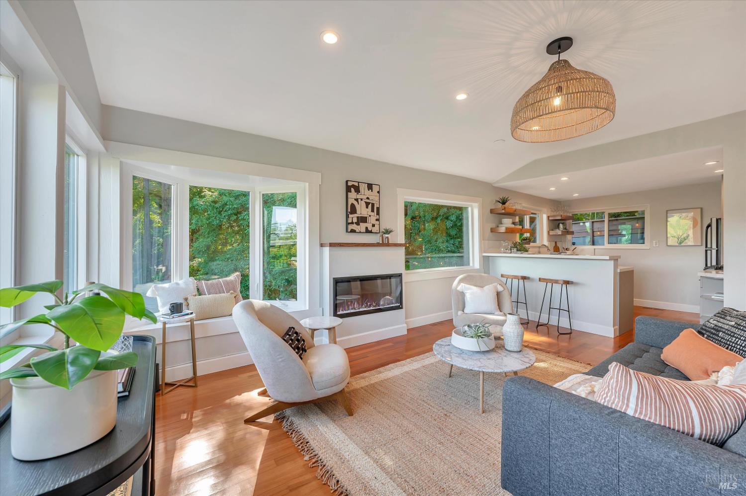 223 Scenic Road