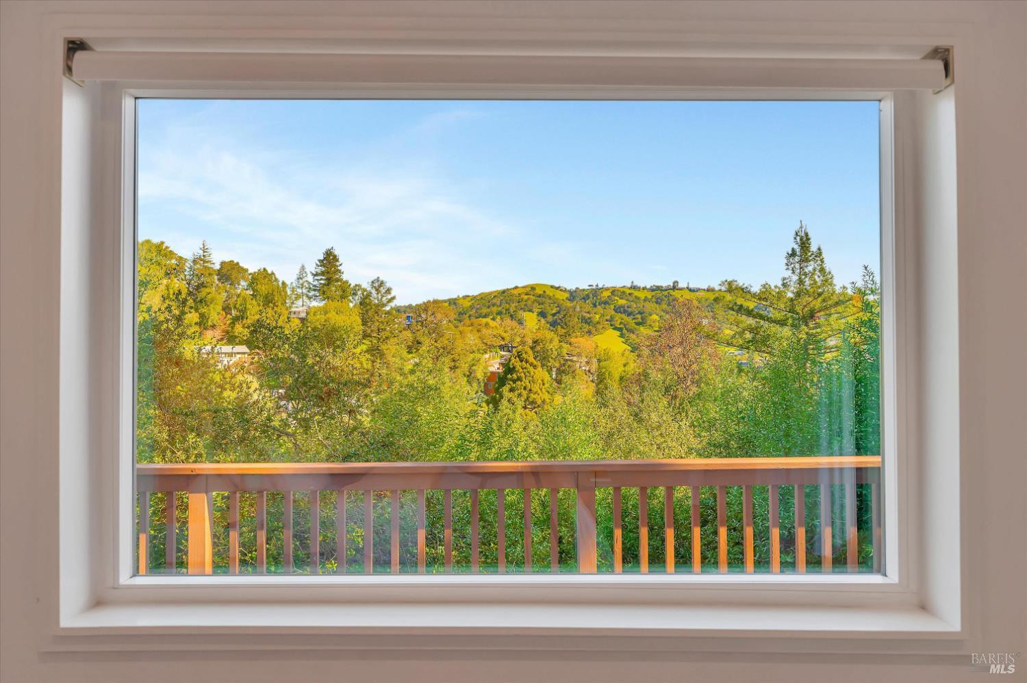 223 Scenic Road