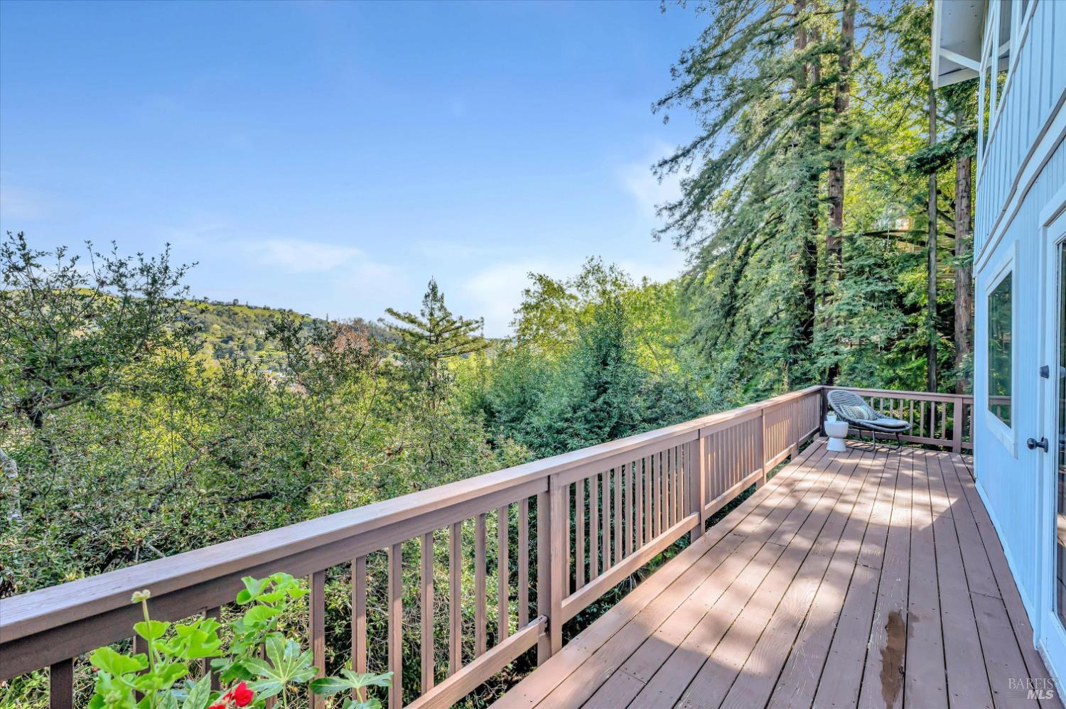 223 Scenic Road