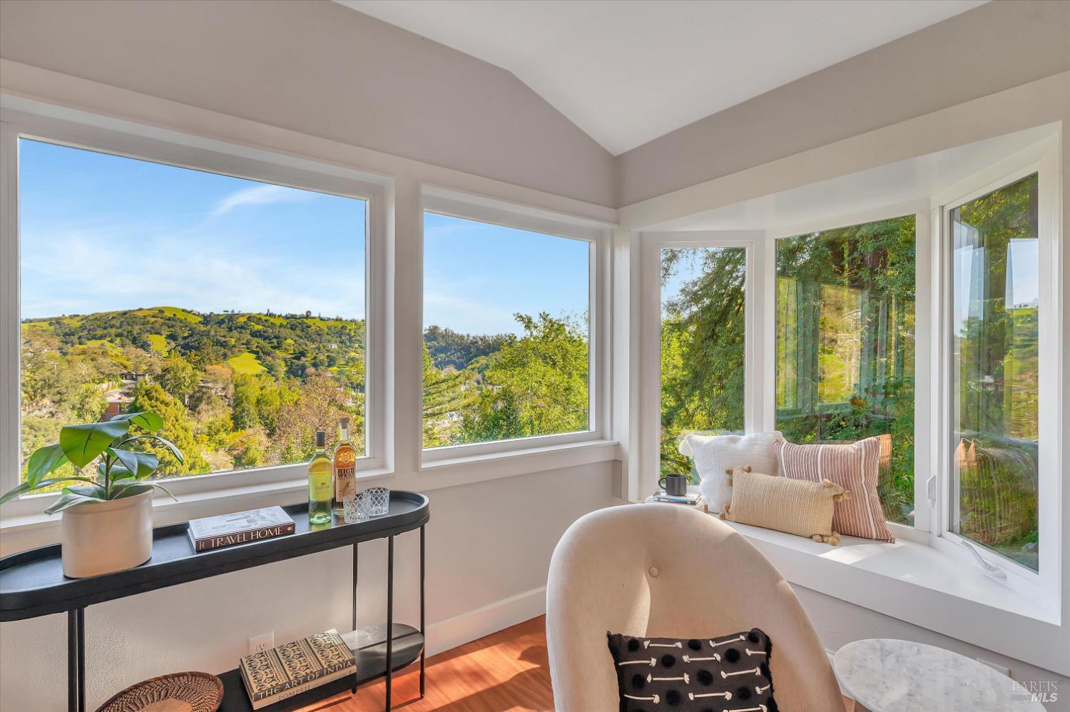 223 Scenic Road