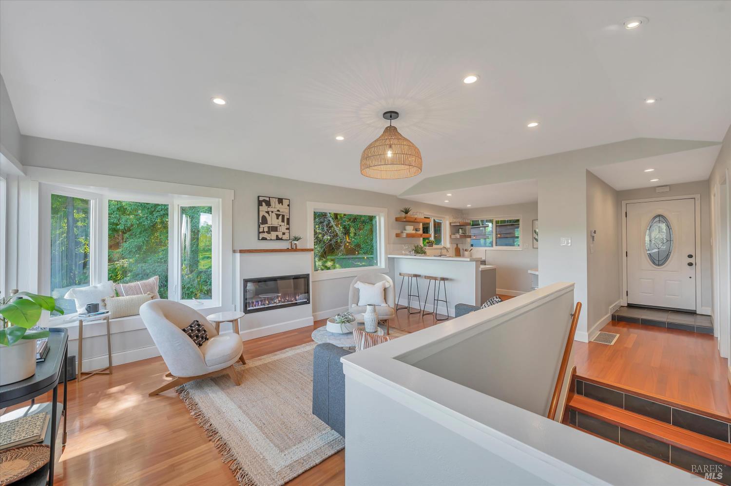 223 Scenic Road