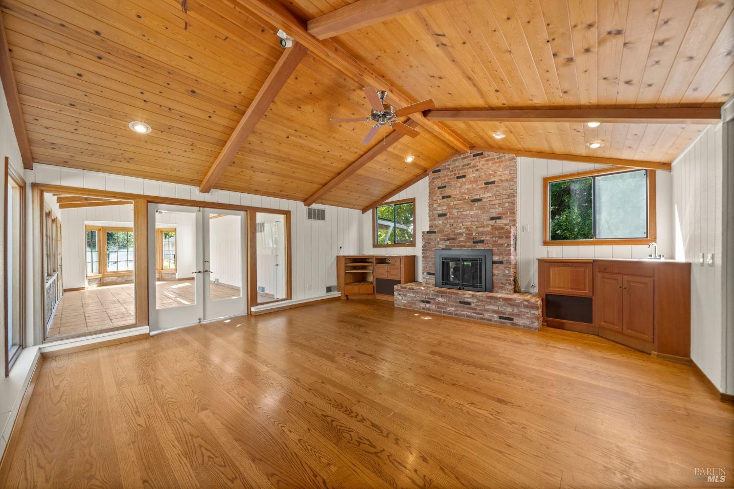 1320 Butterfield Road