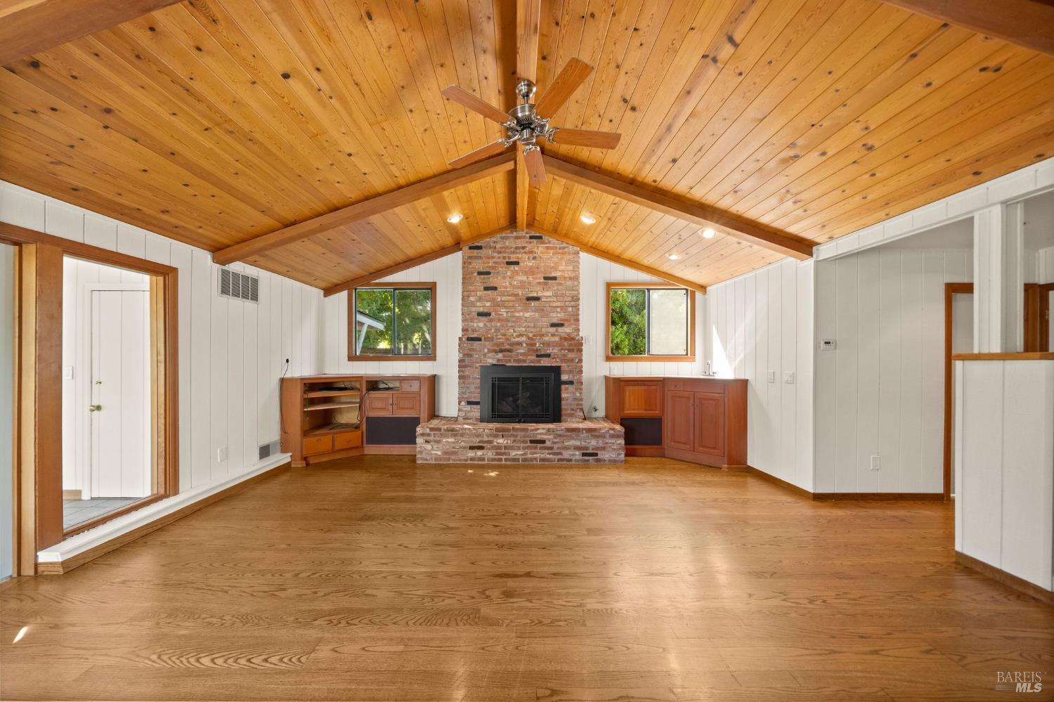 1320 Butterfield Road
