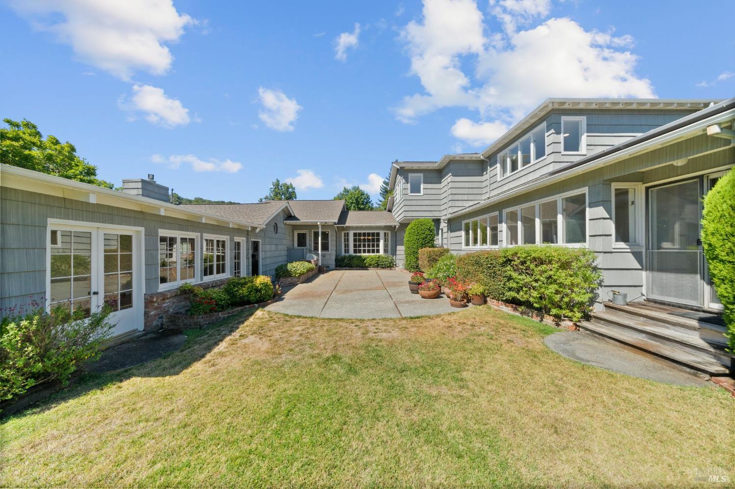 1320 Butterfield Road