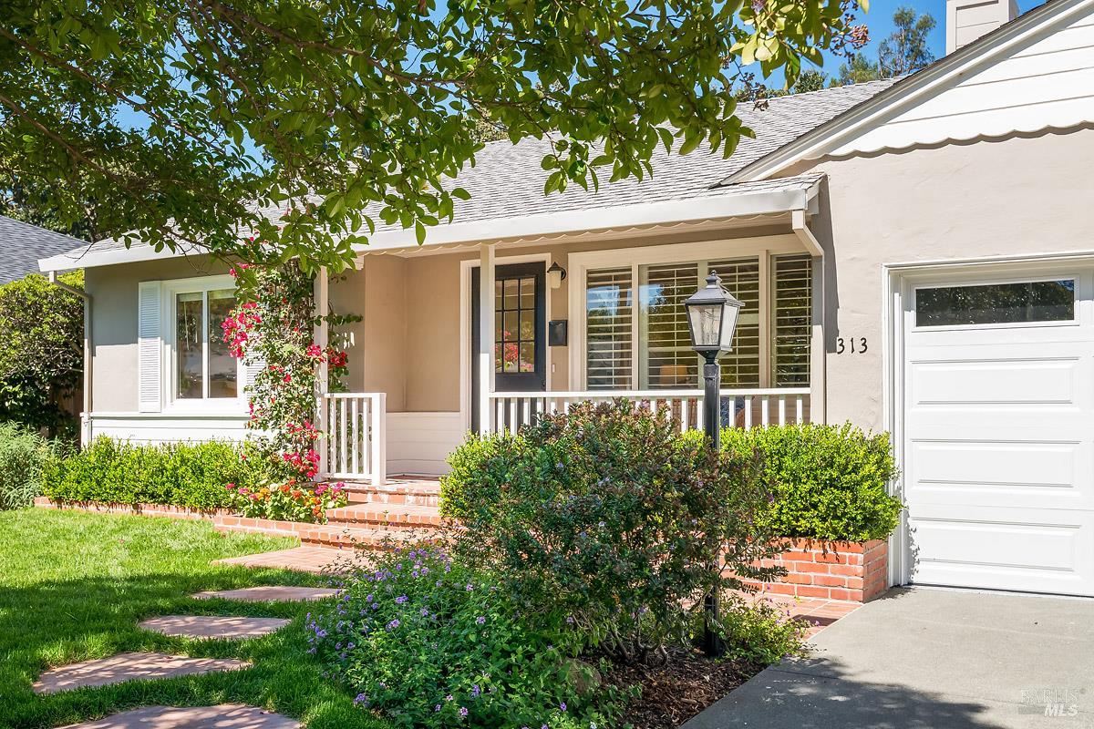 313 Corrillo Drive