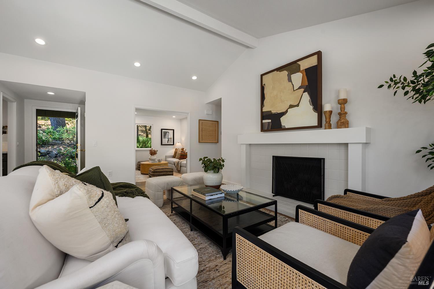 431 Oak Mesa Drive