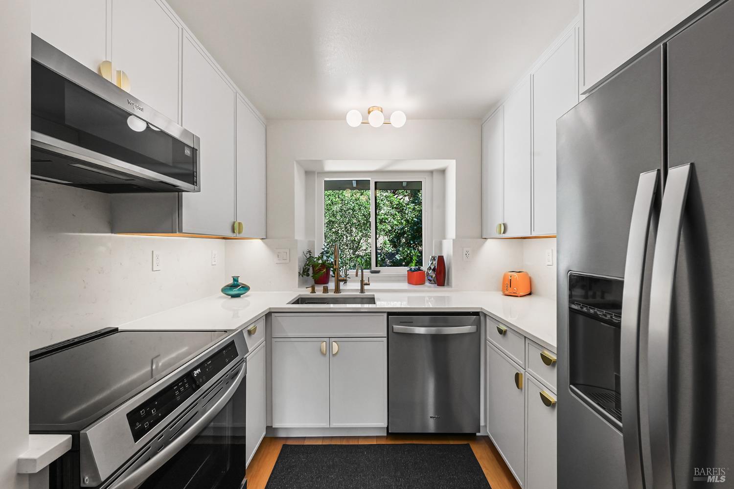 79 Village Circle