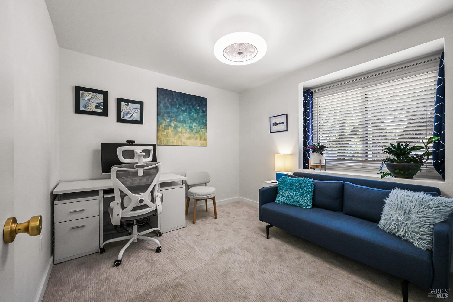 79 Village Circle