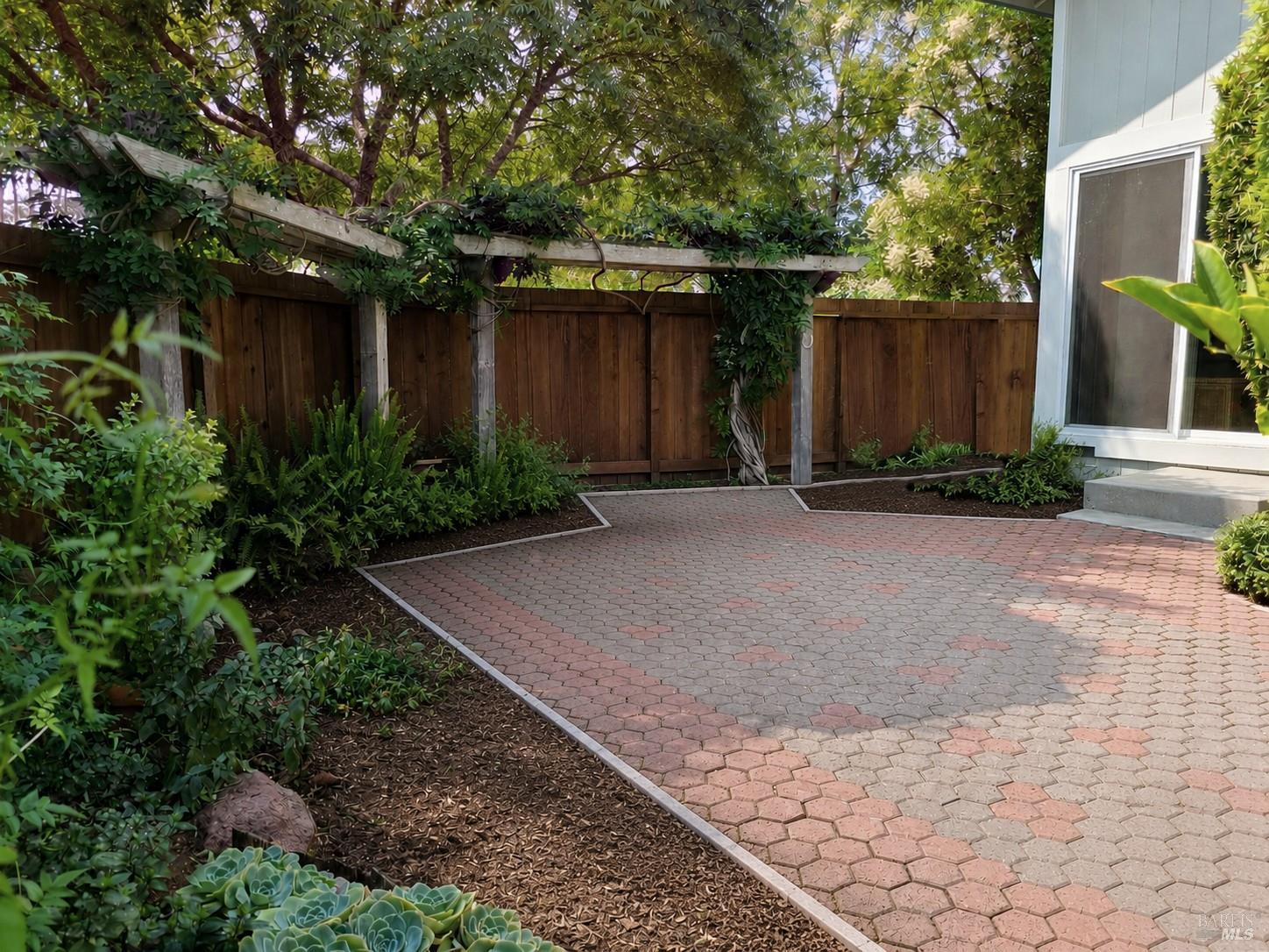 42 Meridian Circle