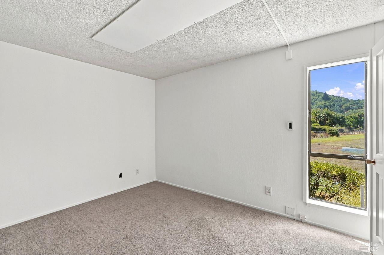 505 Larkspur Plaza Drive Unit: #3A