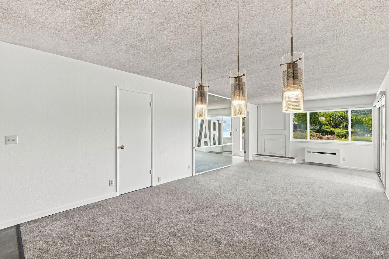 505 Larkspur Plaza Drive Unit: #3A