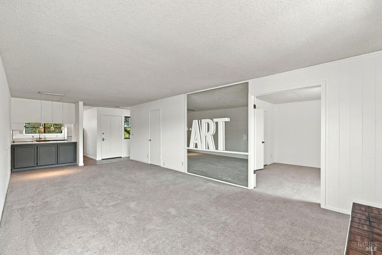 505 Larkspur Plaza Drive Unit: #3A