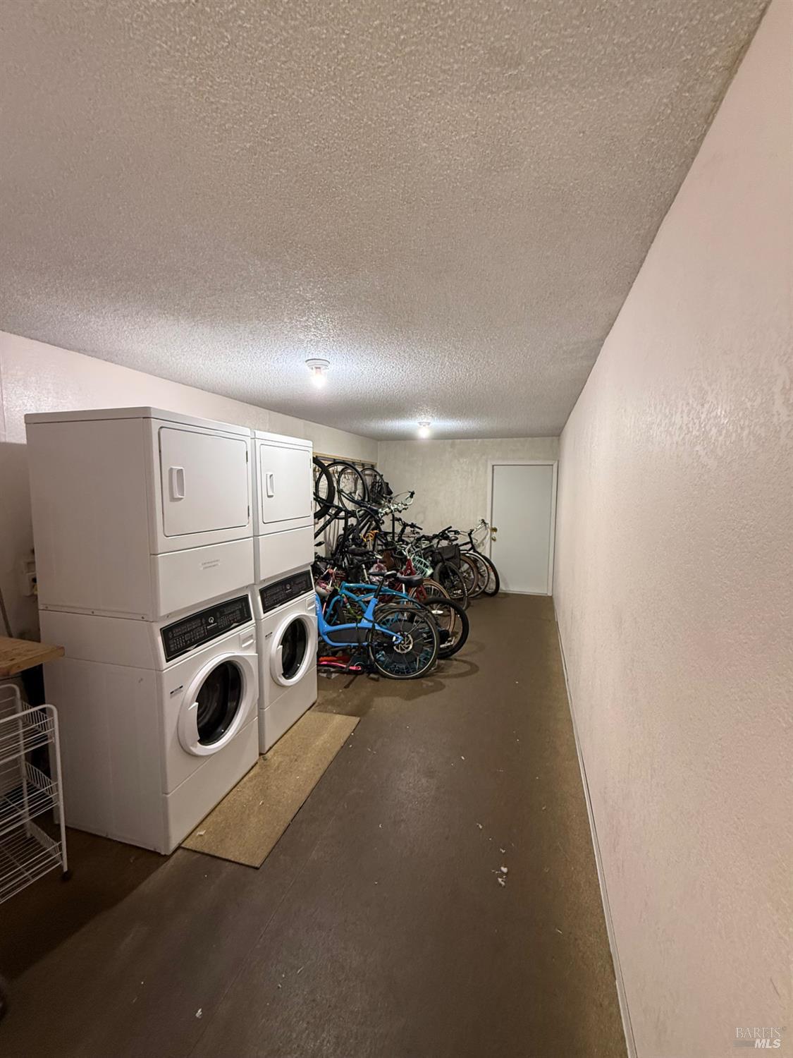 505 Larkspur Plaza Drive Unit: #3A