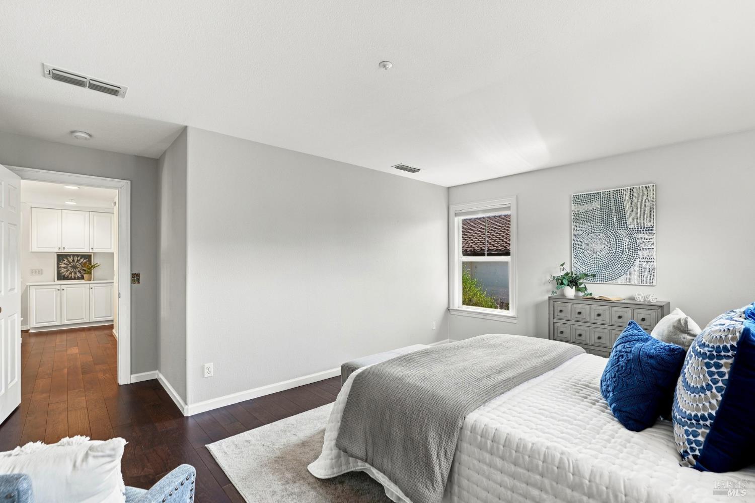 48 Presidio Drive