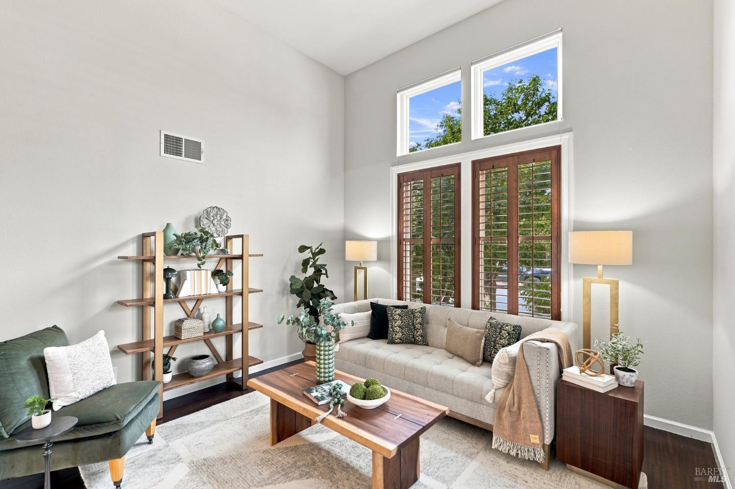 48 Presidio Drive