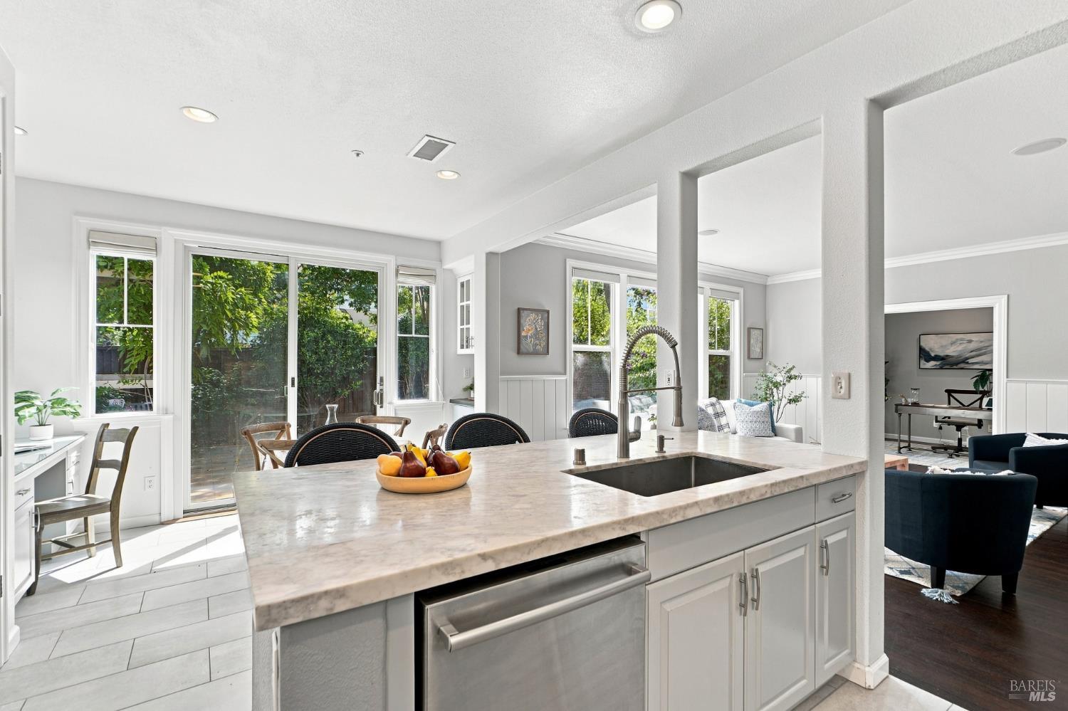 48 Presidio Drive