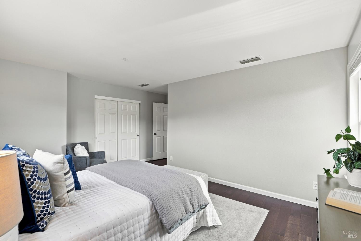 48 Presidio Drive