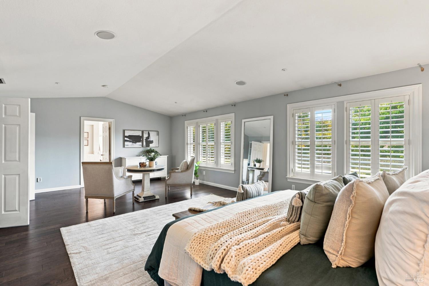 48 Presidio Drive