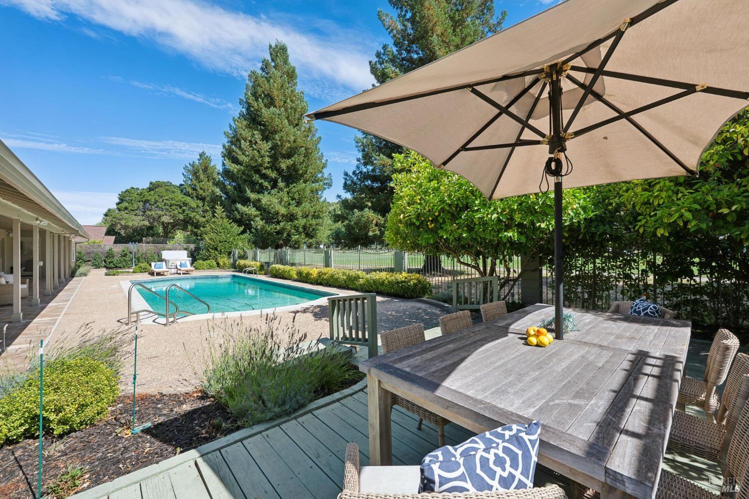 285 Country Club Drive