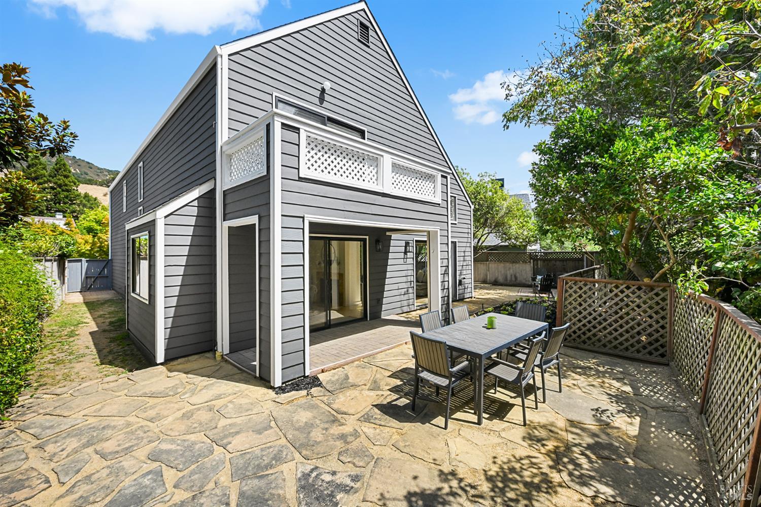 5 Creekside Drive