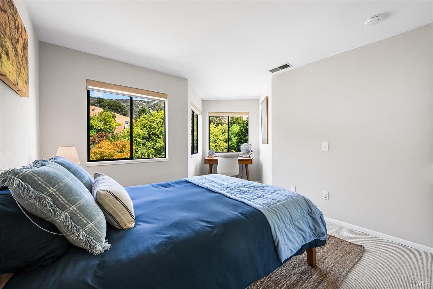 5 Creekside Drive
