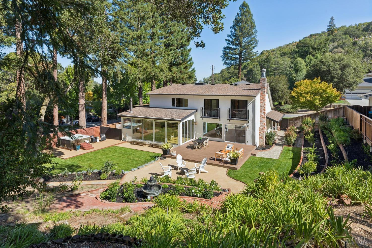 10 Pebble Beach Drive