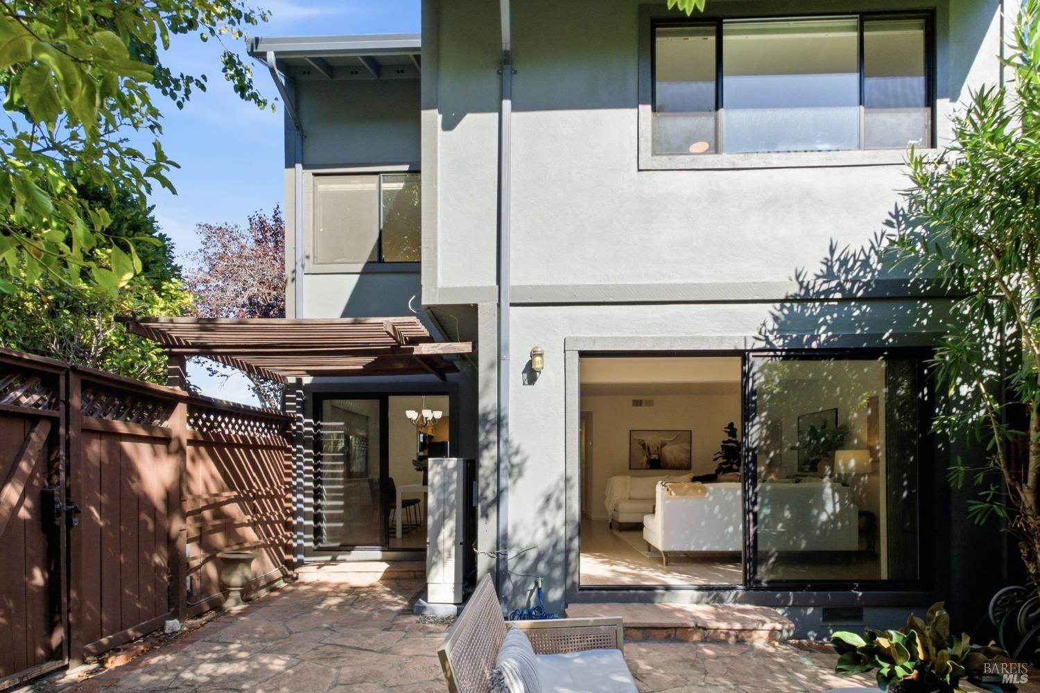 204 Sylvia Way